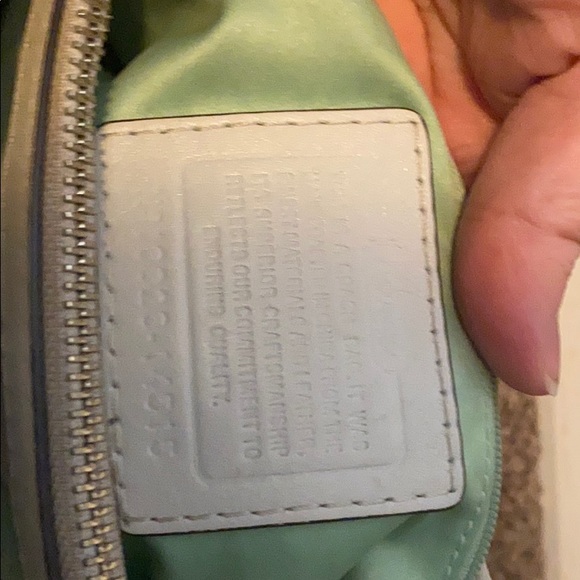 Coach bag white logo with leather accents. - Picture 2 of 5